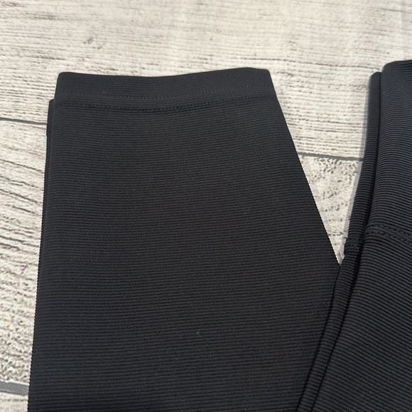 Offline by Aerie Goals 7/8 Hi-Rise Leggings size S short - Picture 3 of 13